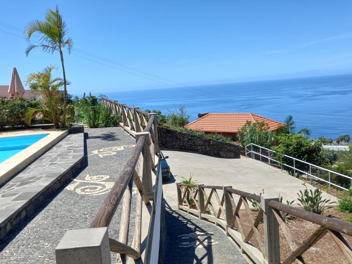Tropical Garden Villa Arco da Calheta  Exterior photo